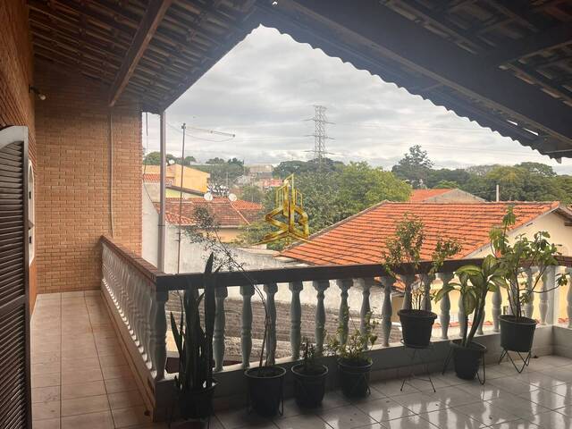 Casa para Venda em Taubaté - 3